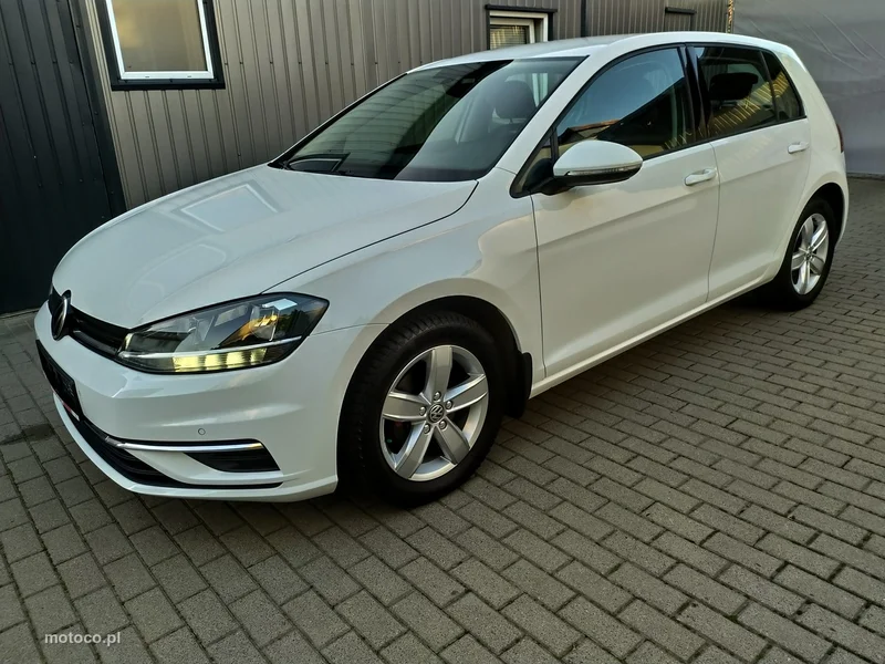 Volkswagen Golf VII 3