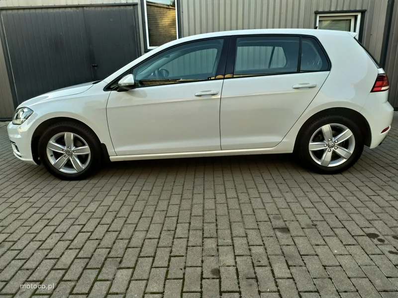 Volkswagen Golf VII 4