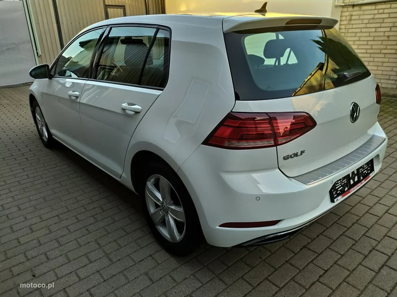 Volkswagen Golf VII 5