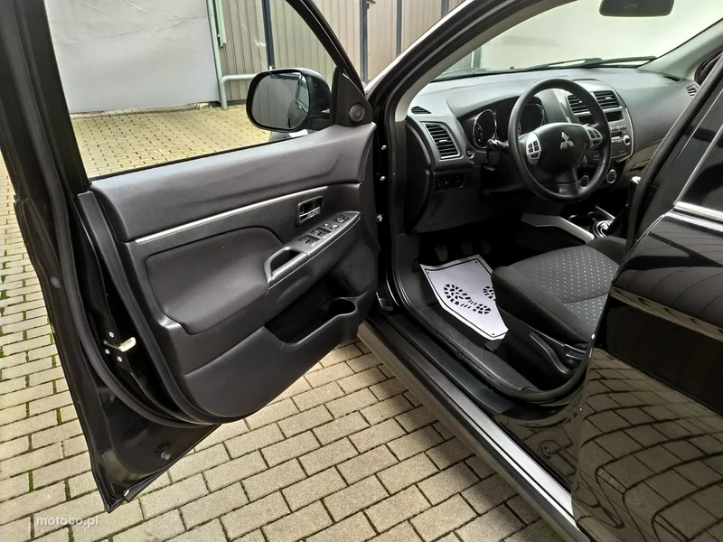 Mitsubishi ASX 12