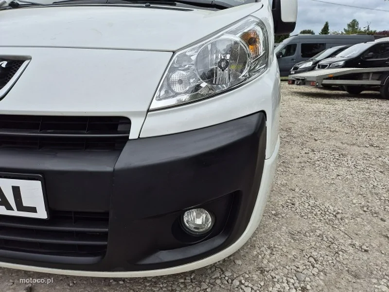 Peugeot Expert 8