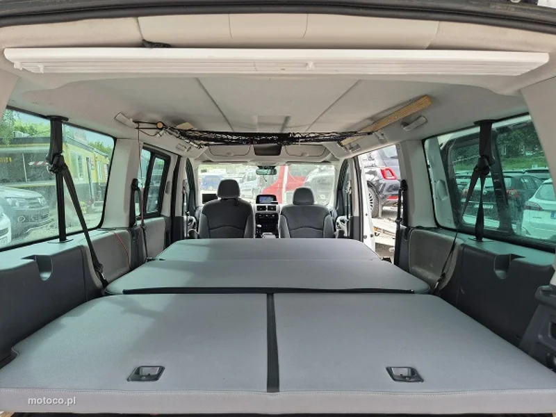 Peugeot Expert 22