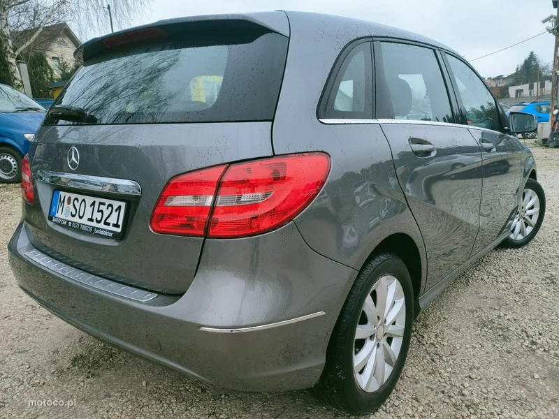 Mercedes-Benz Klasa B W246 B 180 4