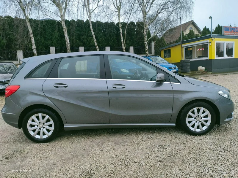 Mercedes-Benz Klasa B W246 B 180 6