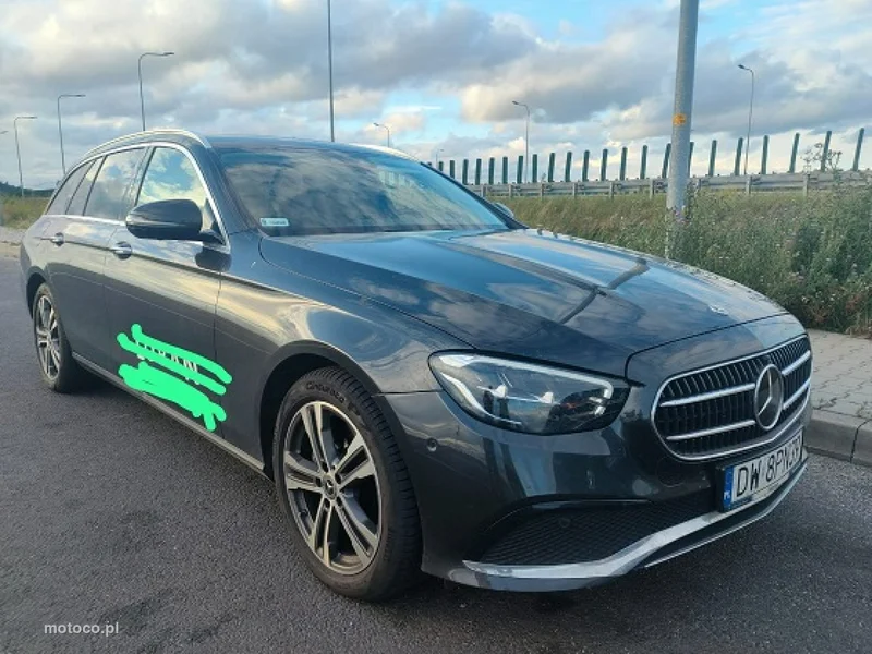Mercedes-Benz Klasa E W213 E 220 4