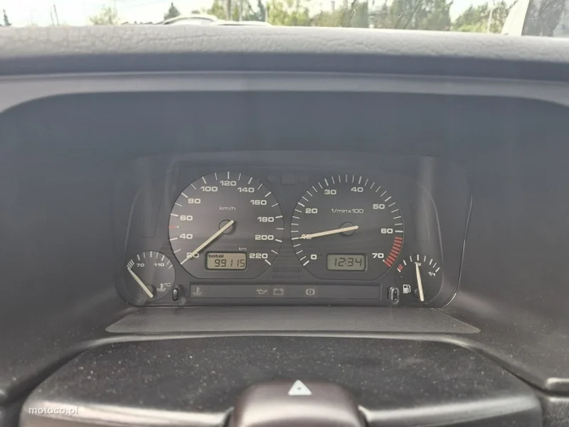 Volkswagen Vento 16