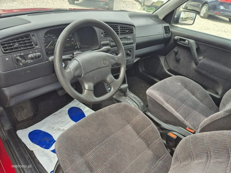 Volkswagen Vento 9