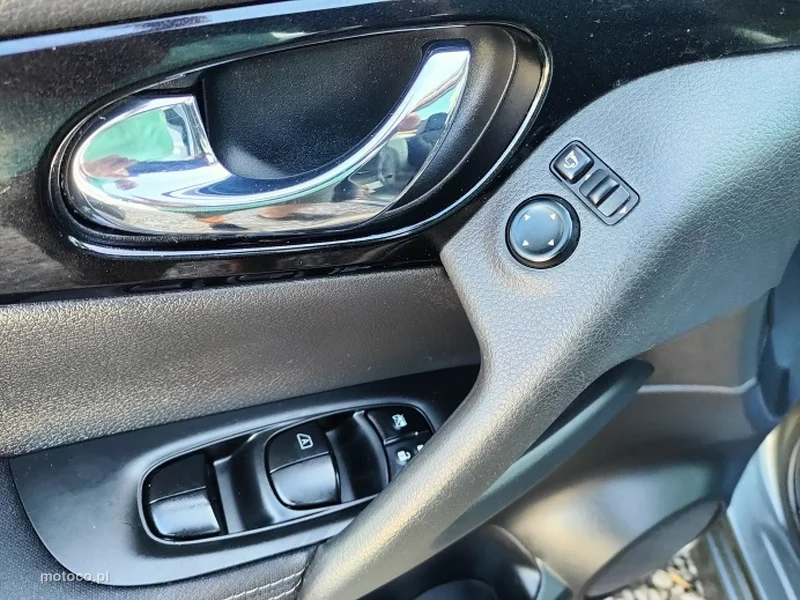 Nissan Qashqai 16
