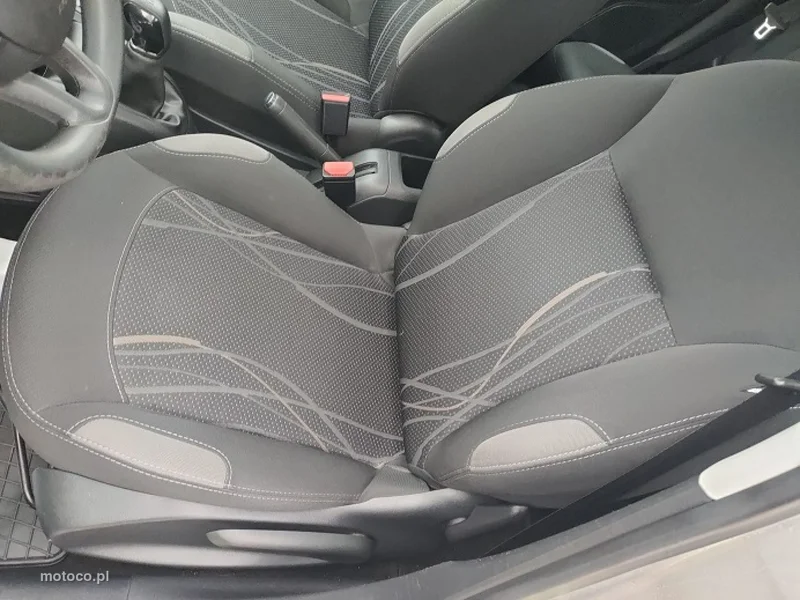 Peugeot 208 17