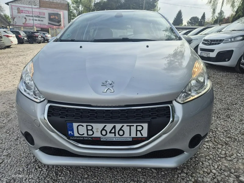 Peugeot 208 6