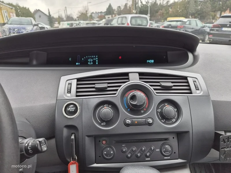 Renault Scenic II 16