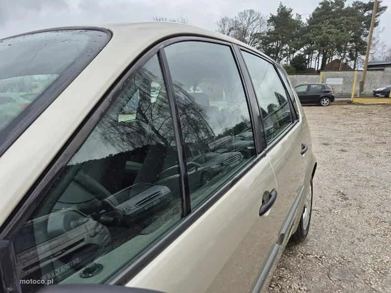 Renault Scenic II 8