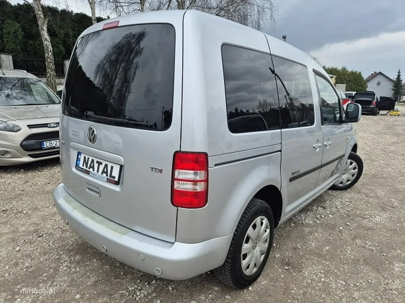 Volkswagen Caddy III 2
