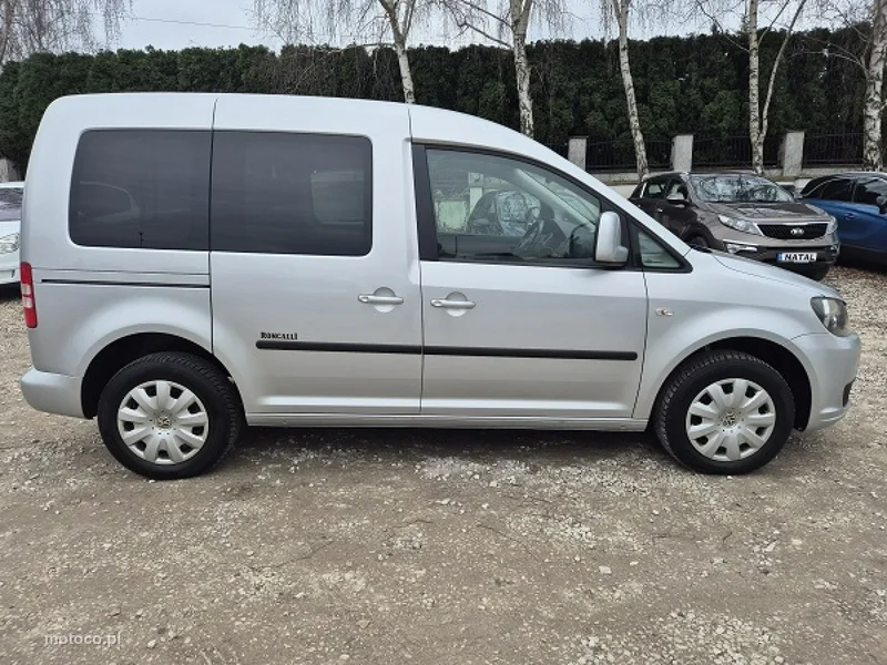 Volkswagen Caddy III 11