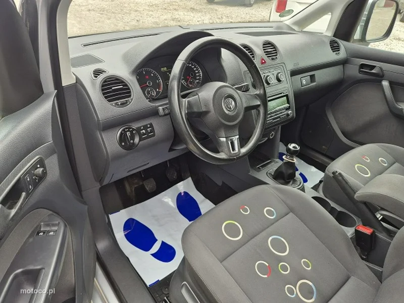 Volkswagen Caddy III 12