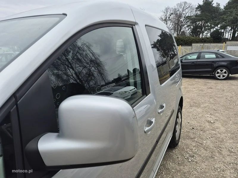 Volkswagen Caddy III 8