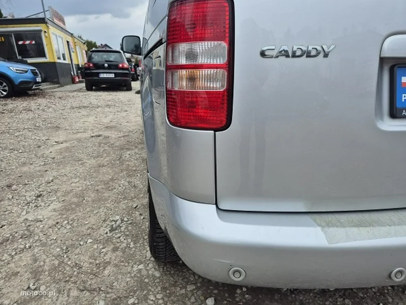Volkswagen Caddy III 9