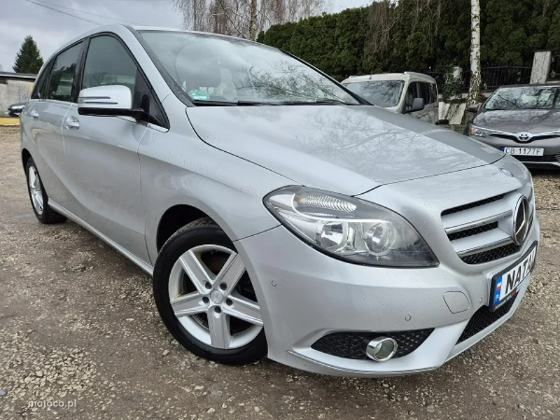 Mercedes-Benz Klasa B W246 B 180 5