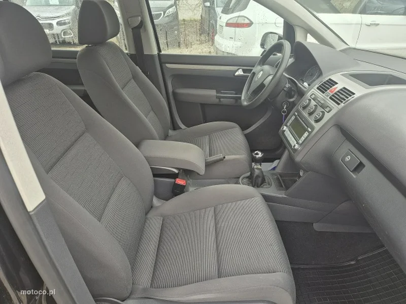 Volkswagen Touran 1T 15