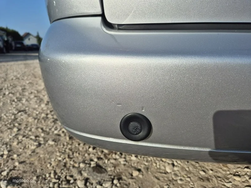 Volkswagen Caddy III 11