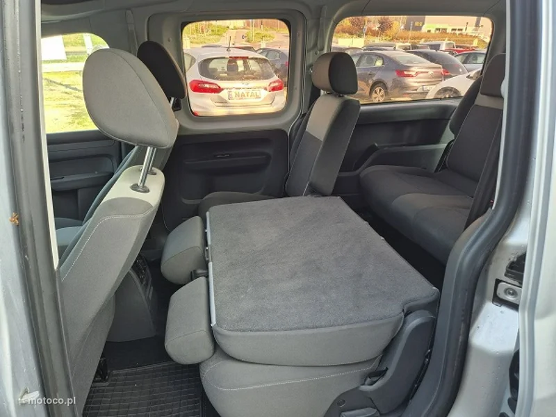 Volkswagen Caddy III 25