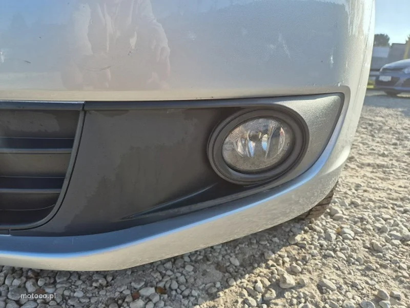 Volkswagen Caddy III 7