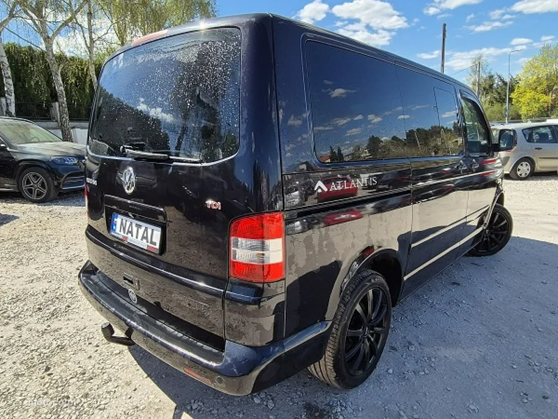 Volkswagen Multivan 2