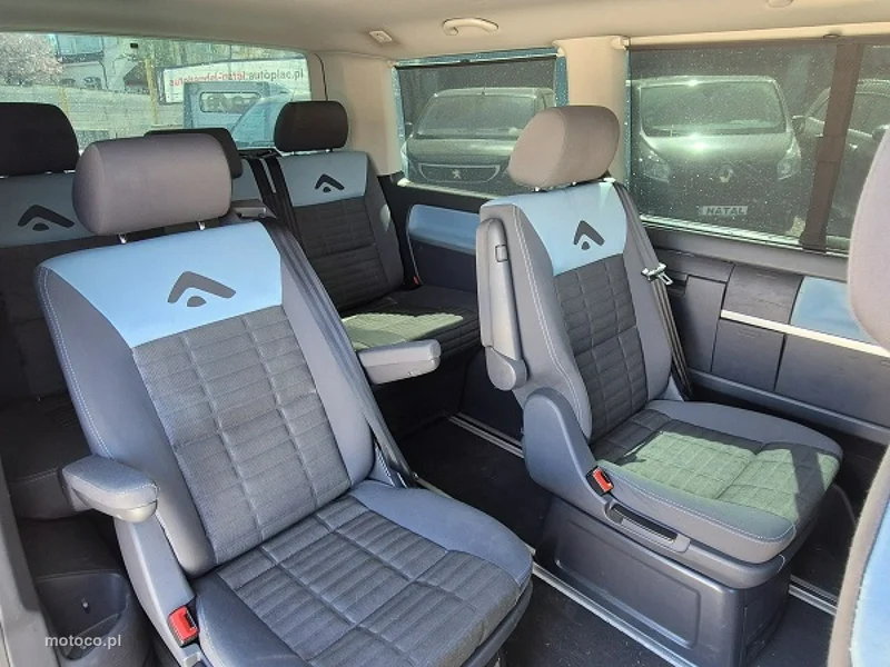 Volkswagen Multivan 12