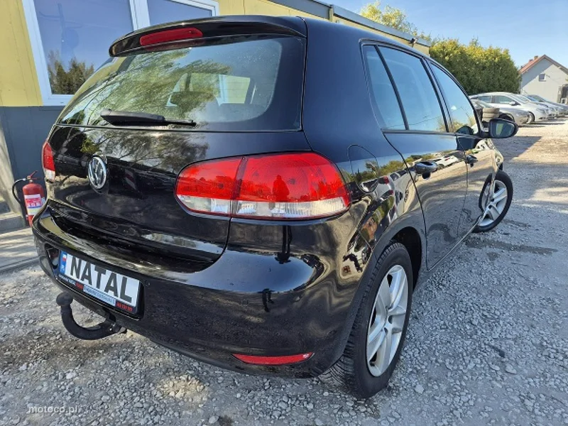 Volkswagen Golf VI 2