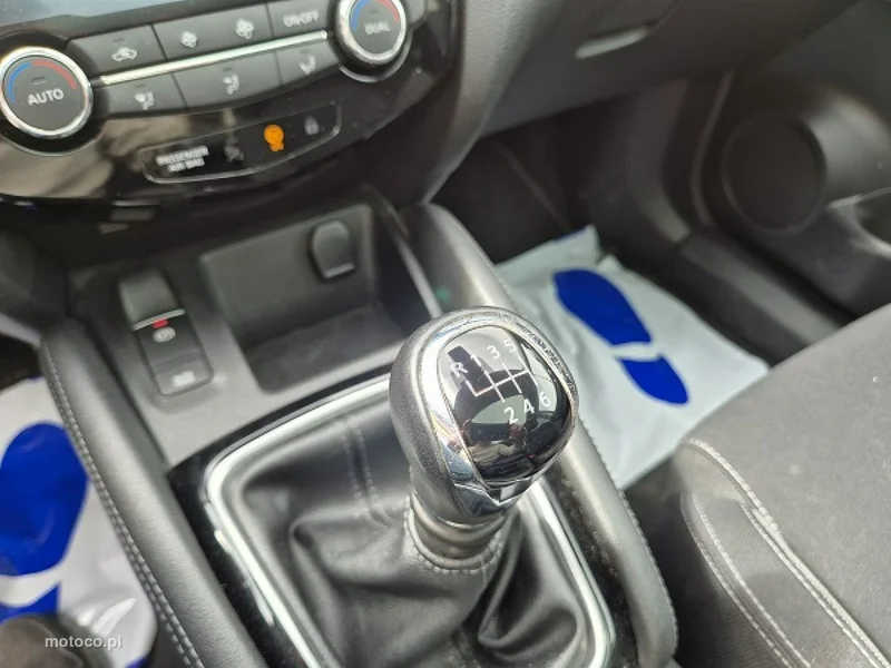 Nissan Qashqai 25