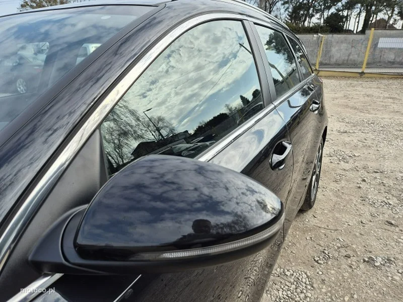 Kia Cee'd 8