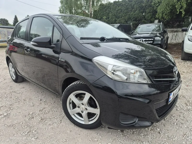 Toyota Yaris XP130 5