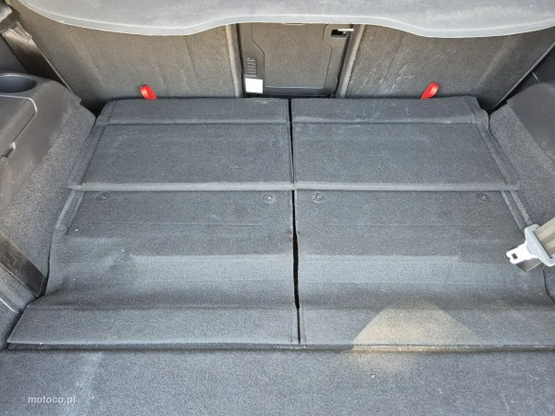 Ford Grand C-Max 23