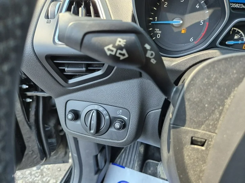 Ford Grand C-Max 32