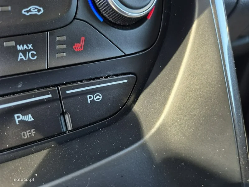 Ford Grand C-Max 39