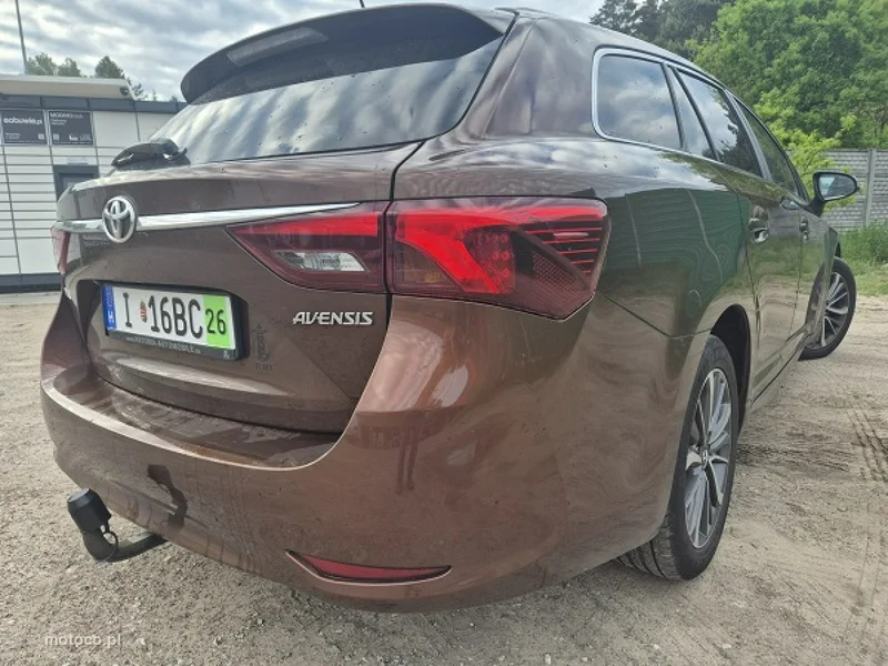 Toyota Avensis T27 2