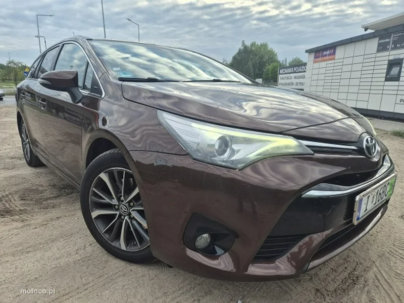 Toyota Avensis T27 5