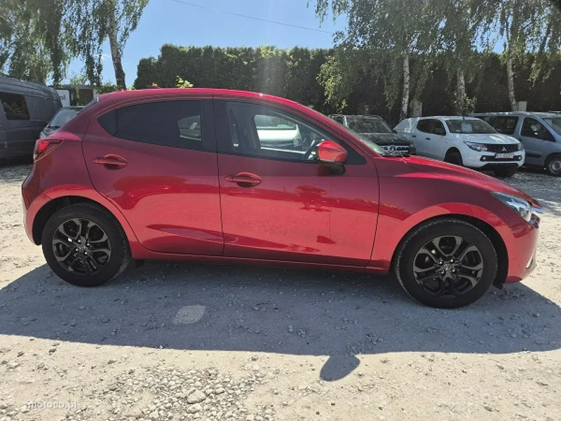 Mazda 2 12