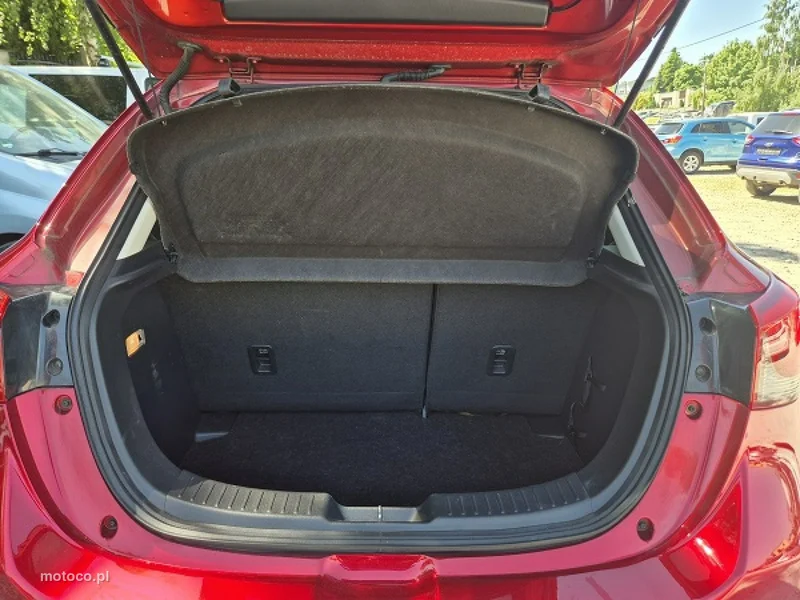 Mazda 2 16