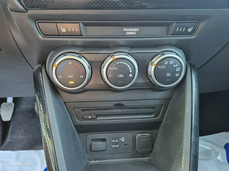 Mazda 2 25