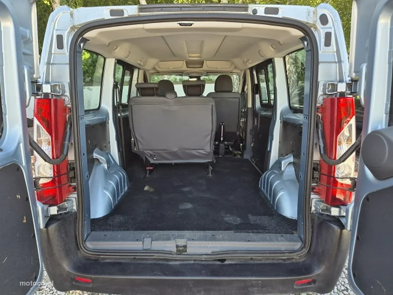 Citroen Jumpy Combi 12