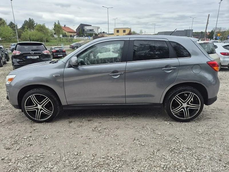 Mitsubishi ASX 9