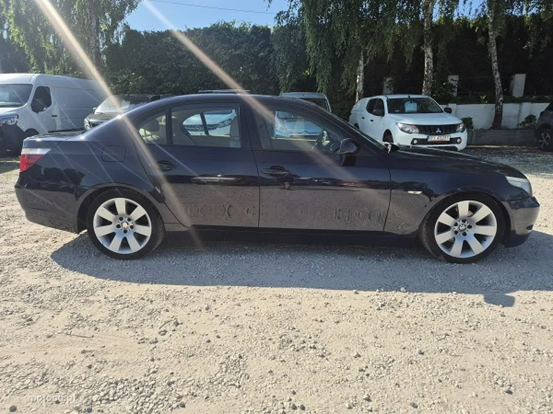 BMW Seria 5 E60 530 12