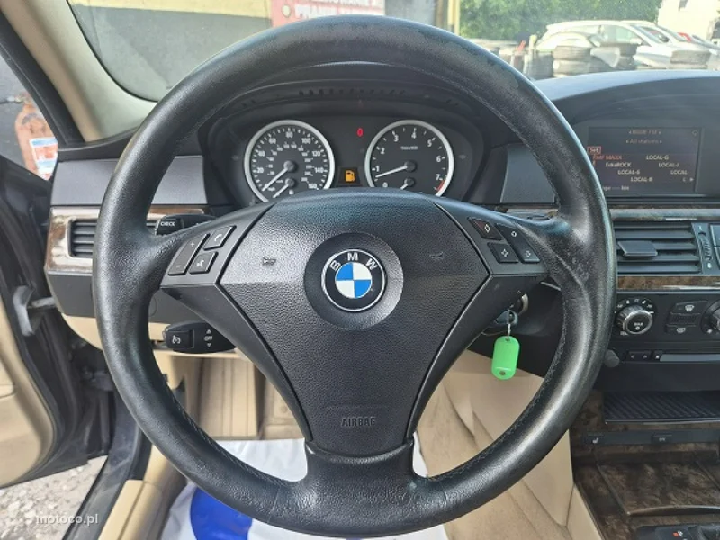 BMW Seria 5 E60 530 21