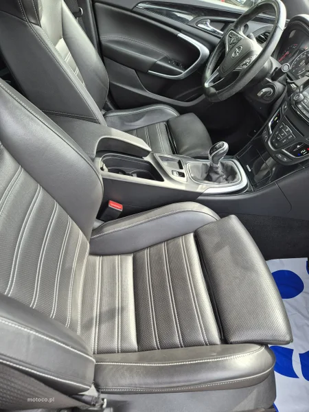 Opel Insignia A 12
