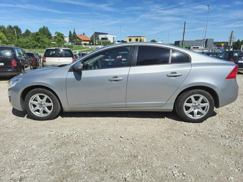 Volvo S60 11