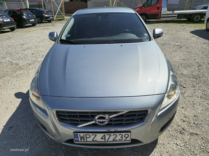 Volvo S60 13