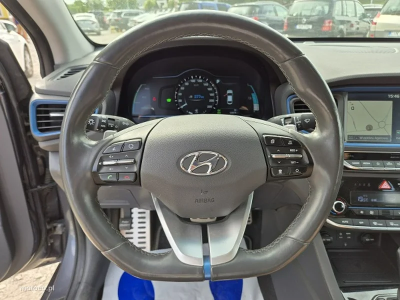 Hyundai IONIQ 23