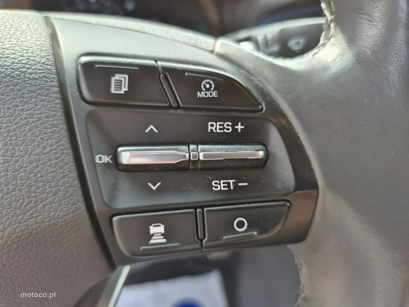 Hyundai IONIQ 27