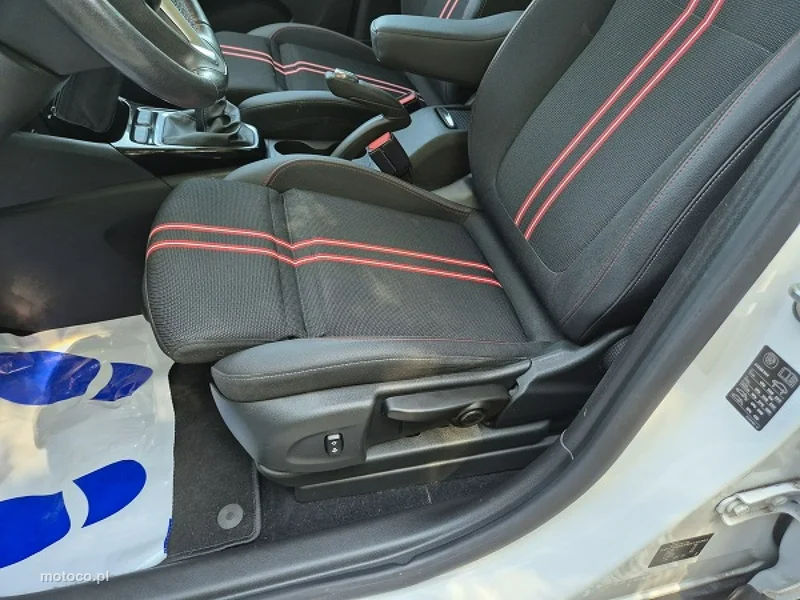 Opel Crossland X 23